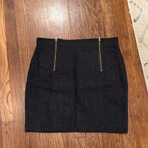 Sophisticated Black Pencil Skirt with Gold Zippers